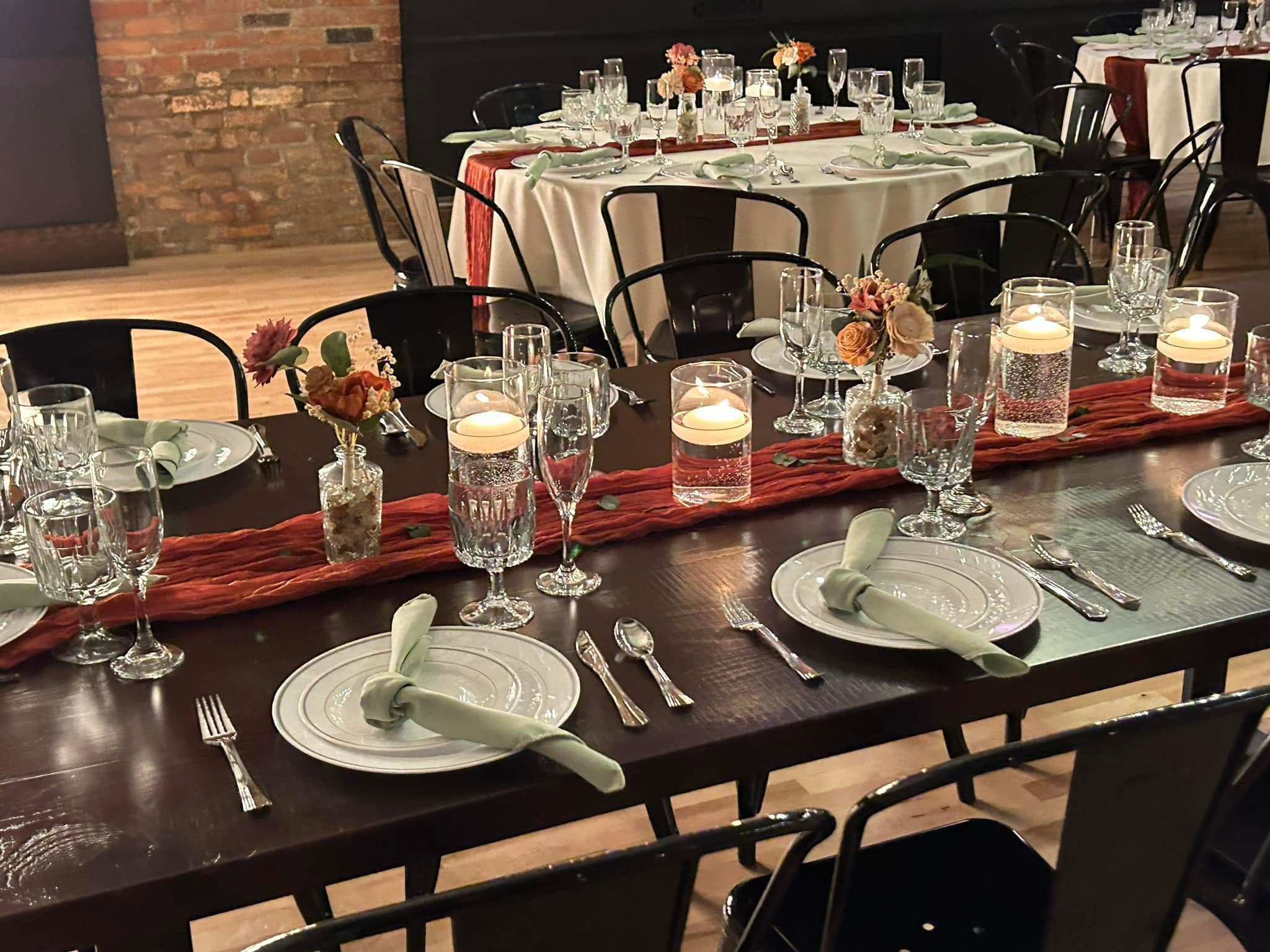 fall wedding reception tablescape